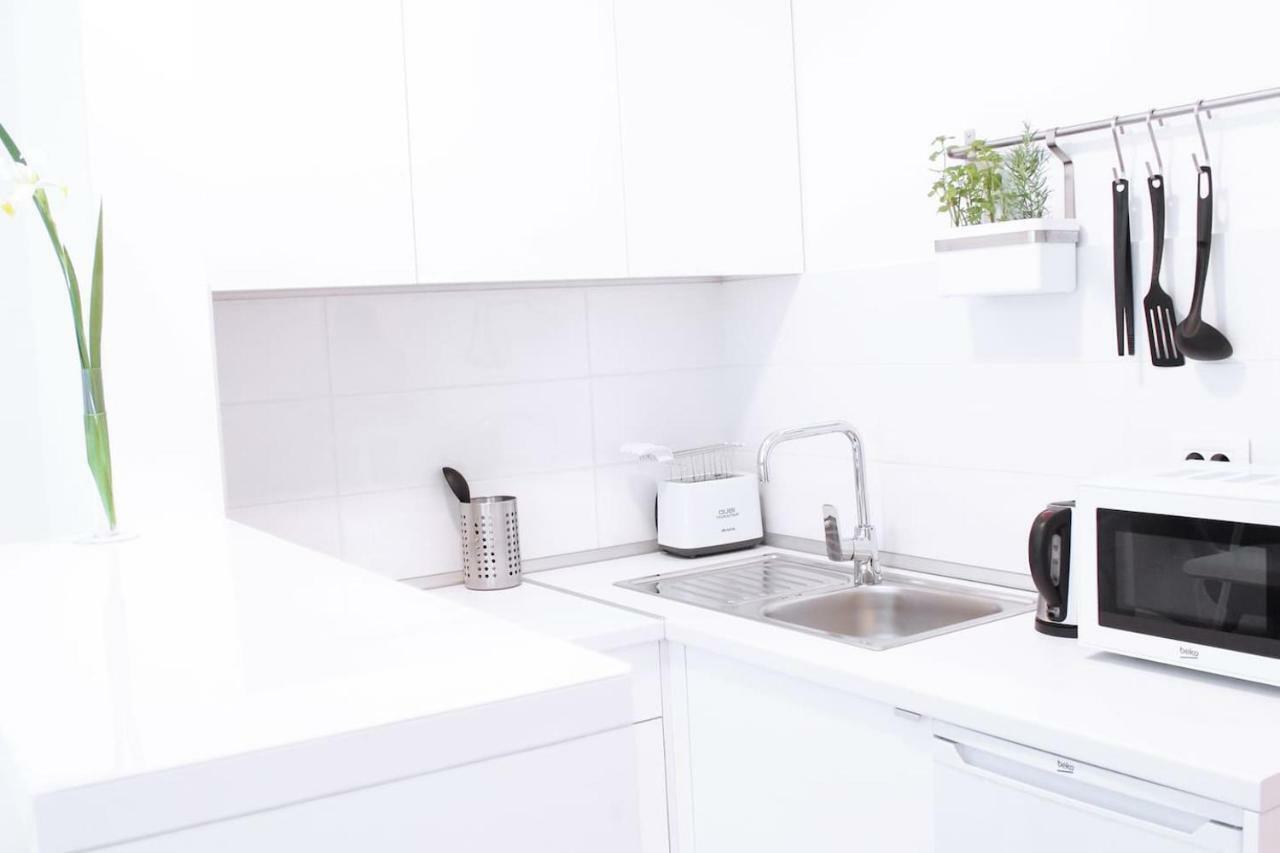 New Central Light Apartment With Private Parking Novi Sad Eksteriør billede